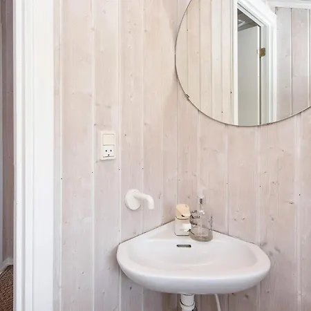 Three-bedroom In Sjolund 1 Holiday home Hejls